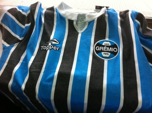 Contra o Vasco, Grêmio joga com camisa retrô que lembra conquista de 1981 Nando Gross/