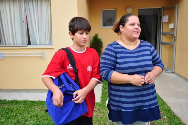 É preciso vontade para ir à escola no Bairro Restinga Lívia Stumpf/Especial É preciso vontade para ir à escola no Bairro Restinga Lívia Stumpf/Especial