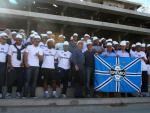Jogadores do Grêmio visitam obra da Arena