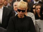 Famosos acompanham Missa de Sétimo Dia de Hebe Camargo