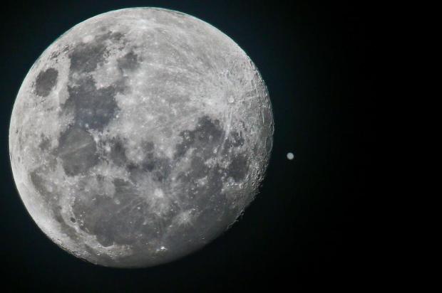 FOTO: Lua e Júpiter se reencontram no céu Harleyson Almeida/Especial