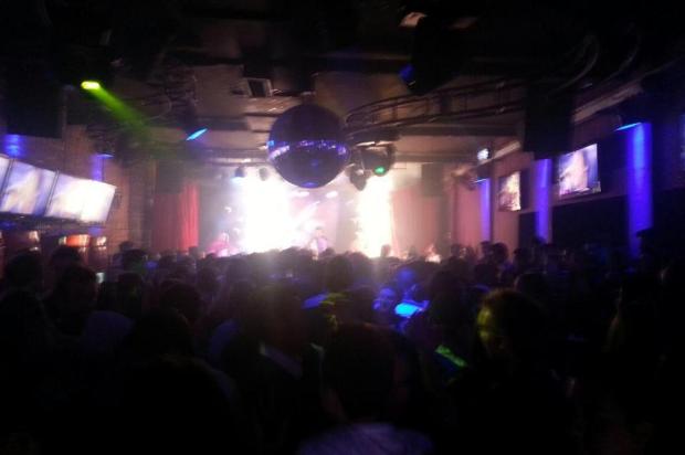 DJ Bolinha publica foto antes do incêndio na Kiss, em Santa Maria DJ Bolinha/Arquivo pessoal