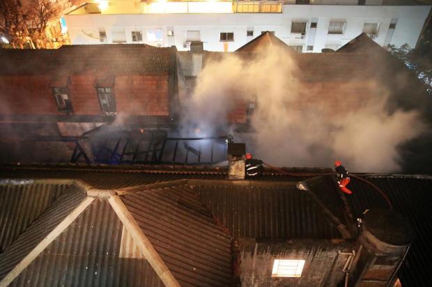 Incêndio destruiu dois terços da boate Cabaret, em Porto Alegre Diego Vara/Agência RBS