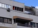 Cobertura pega fogo no bairro Bela Vista, em Porto Alegre