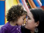 Mães e filhos comemoram o domingo de Dia das Mães no Parque da Redenção, em Porto Alegre