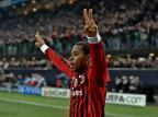 Dunga aponta Copa do Mundo, visibilidade e salários em dia como plano do Inter para seduzir Robinho Andreas Solaro/AFP Dunga aponta Copa do Mundo, visibilidade e salários em dia como plano do Inter para seduzir Robinho Andreas Solaro/AFP