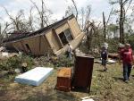 Tornados em Oklahoma causam mortes e devastação