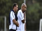 De saída do Grêmio, auxiliar Emerson sonha com amistoso de despedida do futebol Félix Zucco/Agencia RBS De saída do Grêmio, auxiliar Emerson sonha com amistoso de despedida do futebol Félix Zucco/Agencia RBS