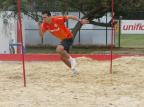 FOTO: Damião treina na caixa de areia para poder ficar à disposição de Dunga Augusto Turcato/Zero Hora FOTO: Damião treina na caixa de areia para poder ficar à disposição de Dunga Augusto Turcato/Zero Hora