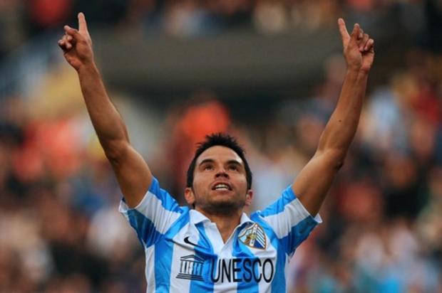 Após frustração com Adriano, Inter investirá na dupla Saviola e Julio Baptista do Málaga Getty Images/AFP Após frustração com Adriano, Inter investirá na dupla Saviola e Julio Baptista do Málaga Getty Images/AFP