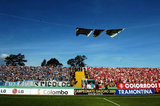 Pesquisa aponta torcidas de Grêmio e Inter como as mais fanáticas do Brasil Daniel Marenco/Agencia RBS Pesquisa aponta torcidas de Grêmio e Inter como as mais fanáticas do Brasil Daniel Marenco/Agencia RBS