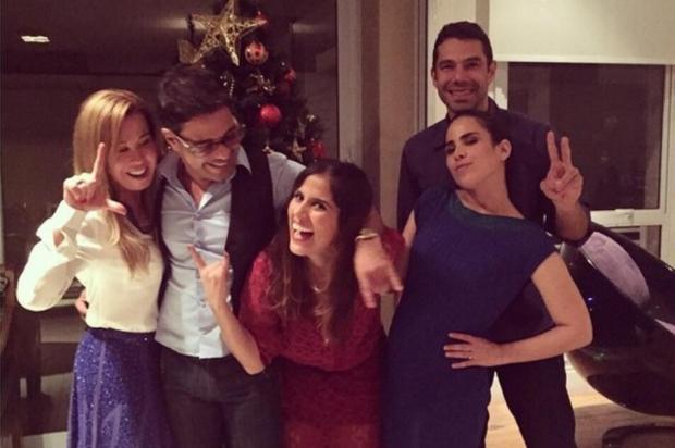 Zezé Di Camargo troca farpas com fãs na internet Reprodução/Instagram Zezé Di Camargo troca farpas com fãs na internet Reprodução/Instagram