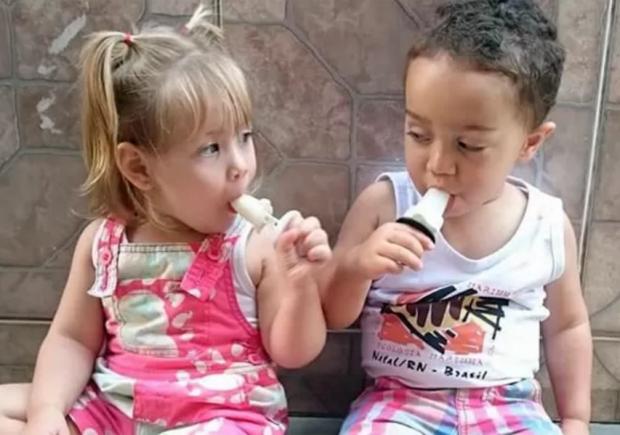 Pais fazem picolé de leite materno no Distrito Federal para espantar calor dos bebês Twitter/Reprodução