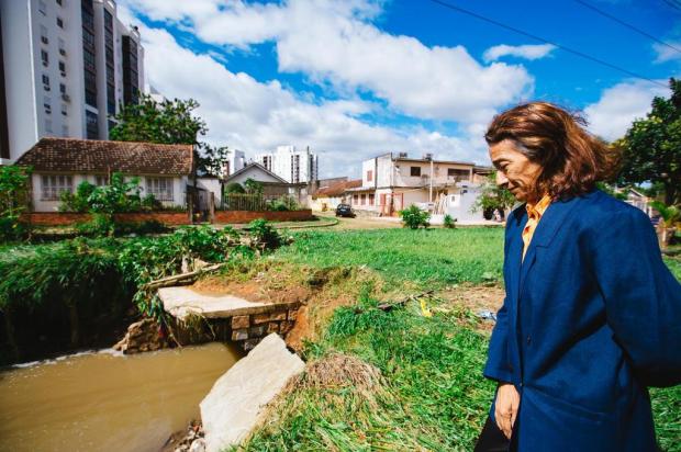 jardim ipe porto alegre:Maria conta que o transbordamento ocorre em segundos Foto:Omar Freitas jardim ipe porto alegre:Maria conta que o transbordamento ocorre em segundos Foto:Omar Freitas