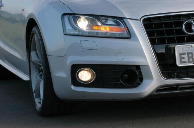 Uso obrigatório de farol baixo durante o dia nas rodovias é aprovado no Senado  Audi/Divulgação