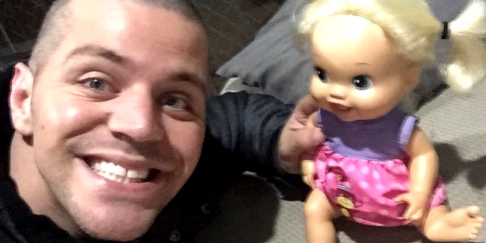 Boneca que come e caga Clearance