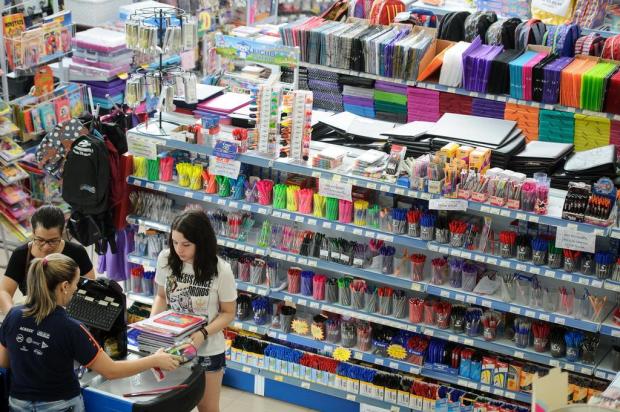 Confira o preço de 20 itens de material escolar em oito lojas de Porto Alegre Cleber Gomes/Especial
