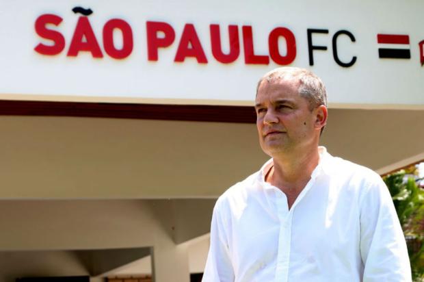 Cacalo: "Gostaria que o São Paulo não absorvesse essa troca de técnico" Rubens Chiri / São Paulo/Divulgação/São Paulo/Divulgação