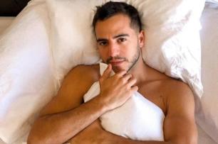 Ex-BBB Matheus Lisboa estreia em novelas com personagem gay em "O Tempo Não Para" Reprodução/Instagram