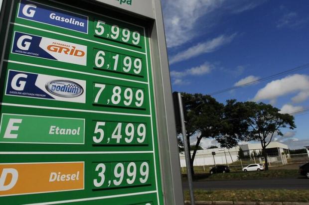 Com um aumento a cada 11 dias neste ano, postos reajustam valores e gasolina é vendida a R$ 5,99 em Porto Alegre Ronaldo Bernardi / Agencia RBS/Agencia RBS