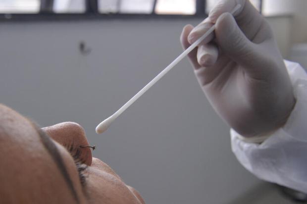 Pacientes com covid-19 devem aguardar quatro semanas para se vacinar contra a doença Marcelo Casagrande / Agencia RBS/Agencia RBS