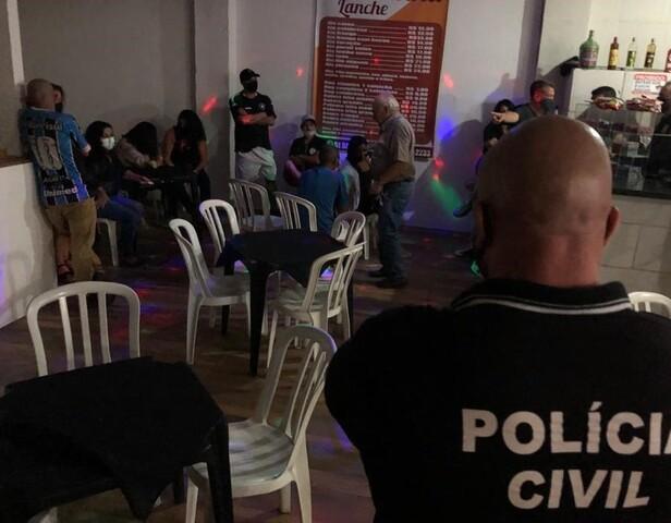 Cinco estabelecimentos comerciais são fechados em Viamão por descumprirem normas da bandeira preta Polícia Civil / ResourceSpace/ResourceSpace