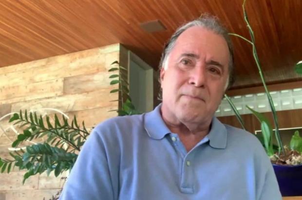 Tony Ramos se emociona ao falar da morte de Paulo José e Tarcísio Meira: "Soco no estômago" Reprodução / Globonews/Globonews