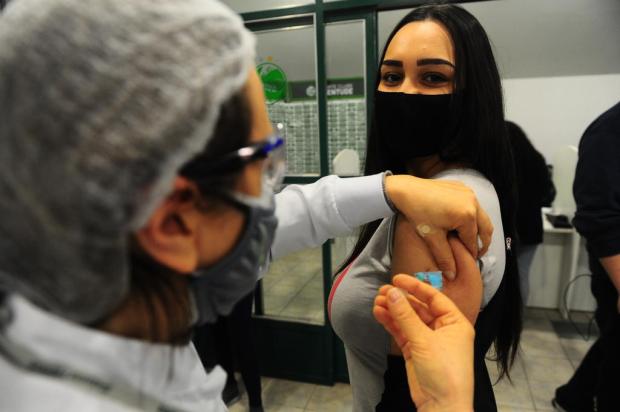 Porto Alegre terá "Rolê da Vacina¿ e aplicação da segunda dose em postos e farmácias nesta sexta Porthus Junior / Agencia RBS/Agencia RBS