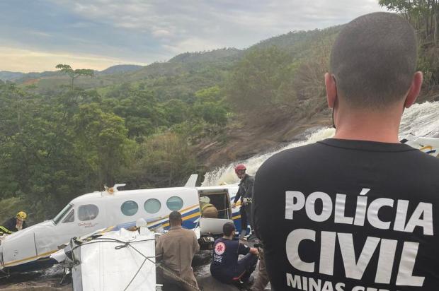 Cantora Marília Mendonça morre após queda de avião no interior de Minas Gerais Twitter/@pcmgoficial / Reprodução/Reprodução
