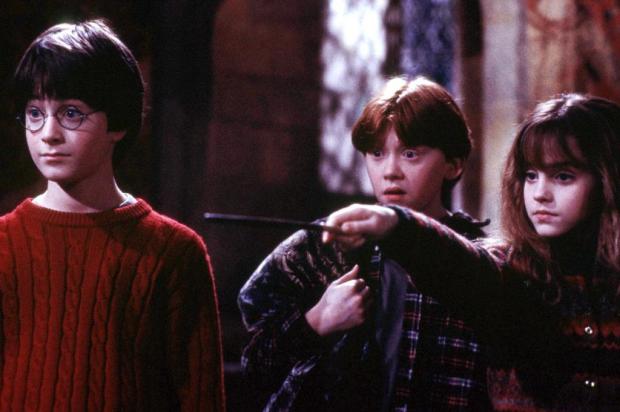 Elenco de "Harry Potter" irá se reunir em especial de 20 anos do primeiro filme Ver Descrição / Ver Descrição/Ver Descrição