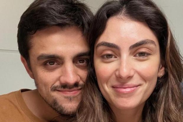 "Filhos são a consequência, não a prioridade", diz Felipe Simas sobre relação com a esposa Instagram / Reprodução/Reprodução