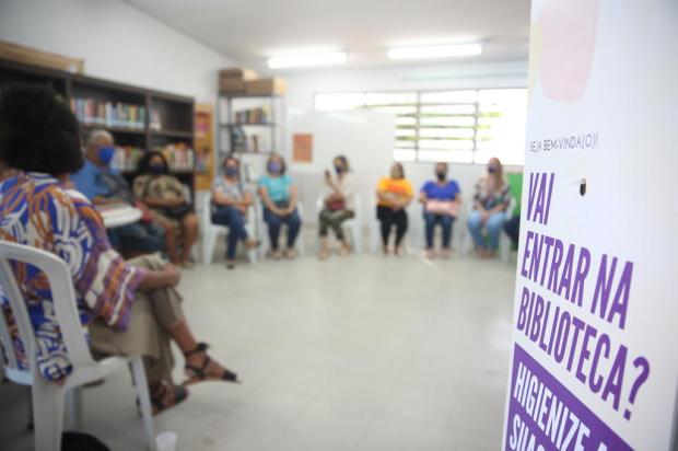 Biblioteca comunitária em Esteio busca aproximar a literatura ao dia a dia da comunidade André Ávila / Agencia RBS/Agencia RBS