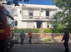 Pai e filho ficam feridos após apartamento pegar fogo na zona norte de Porto Alegre Tiago Bitencourt / Agencia RBS/Agencia RBS