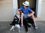Em Antônio Prado, garoto de 11 anos lava e perfuma cachorros de rua para facilitar adoção Marcelo Casagrande / Agencia RBS/Agencia RBS