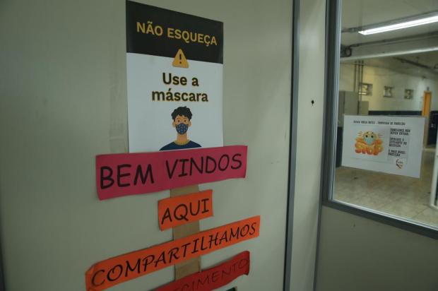 Dúvidas e opiniões divergentes marcam primeiro dia de aula sem obrigação de máscara para alunos até 12 anos Ronaldo Bernardi / Agencia RBS/Agencia RBS