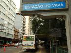 Justiça condena prefeitura, EPTC e duas empresas a indenizar pais de jovem que morreu com choque em parada de ônibus Ronaldo Bernardi / Agencia RBS/Agencia RBS