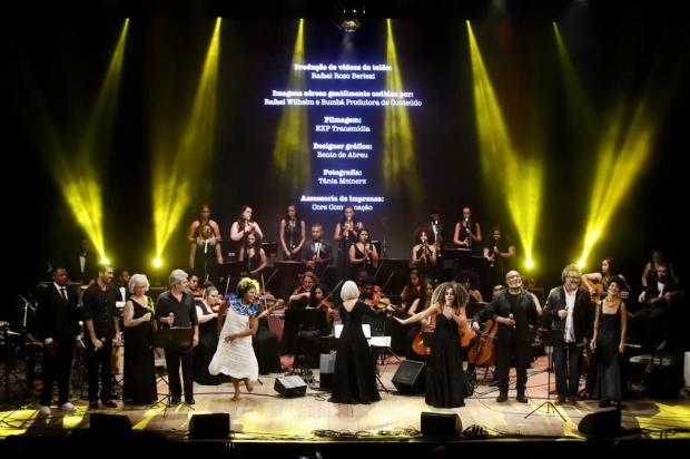 Noite para consagrar os 30 anos da Orquestra Villa-Lobos Camila Hermes / Agencia RBS/Agencia RBS