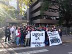 Manifestantes se reúnem no foro de São Leopoldo para pedir soltura de homem preso Carina Terres divulgação / ResourceSpace/ResourceSpace