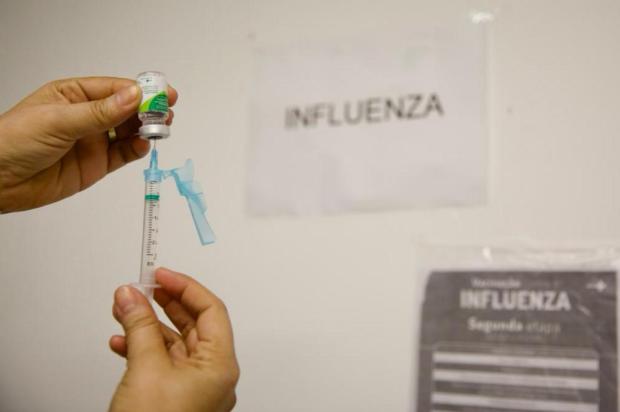 Saiba onde procurar vacina contra gripe e covid-19 em Porto Alegre nesta quinta-feira Jefferson Botega / Agência RBS/Agência RBS