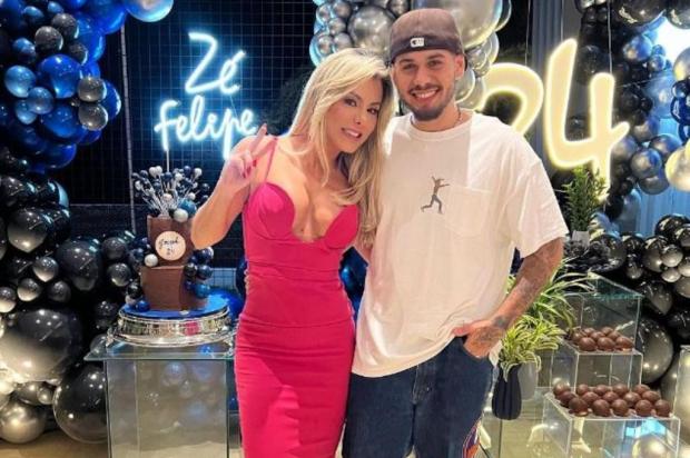 Mãe do cantor Zé Felipe volta a se pronunciar após comentário sobre Pabllo Vittar; entenda Instagram / Reprodução/Reprodução