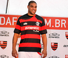 camiseta flamengo adriano