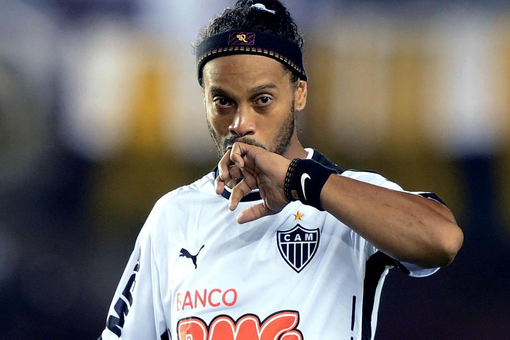 Ronaldinho pode ser oferecido ao Grêmio por empréstimo