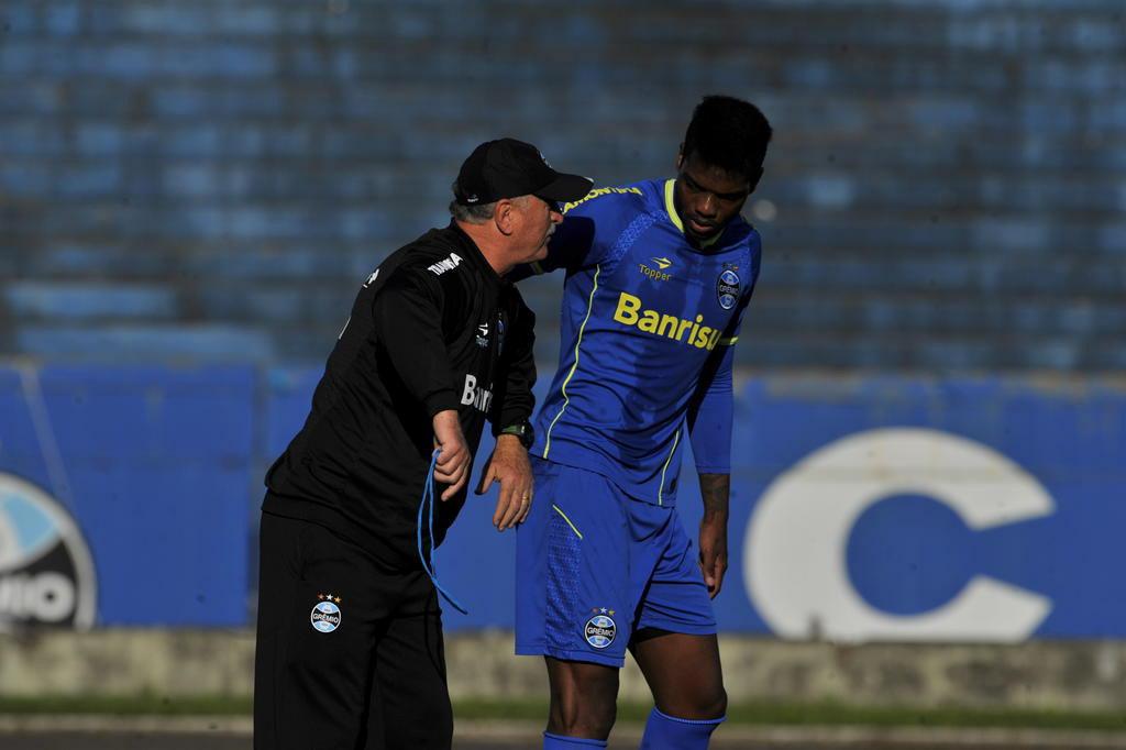 Foco nos fundamentos e atenção à educação: a transformação da base do Grêmio