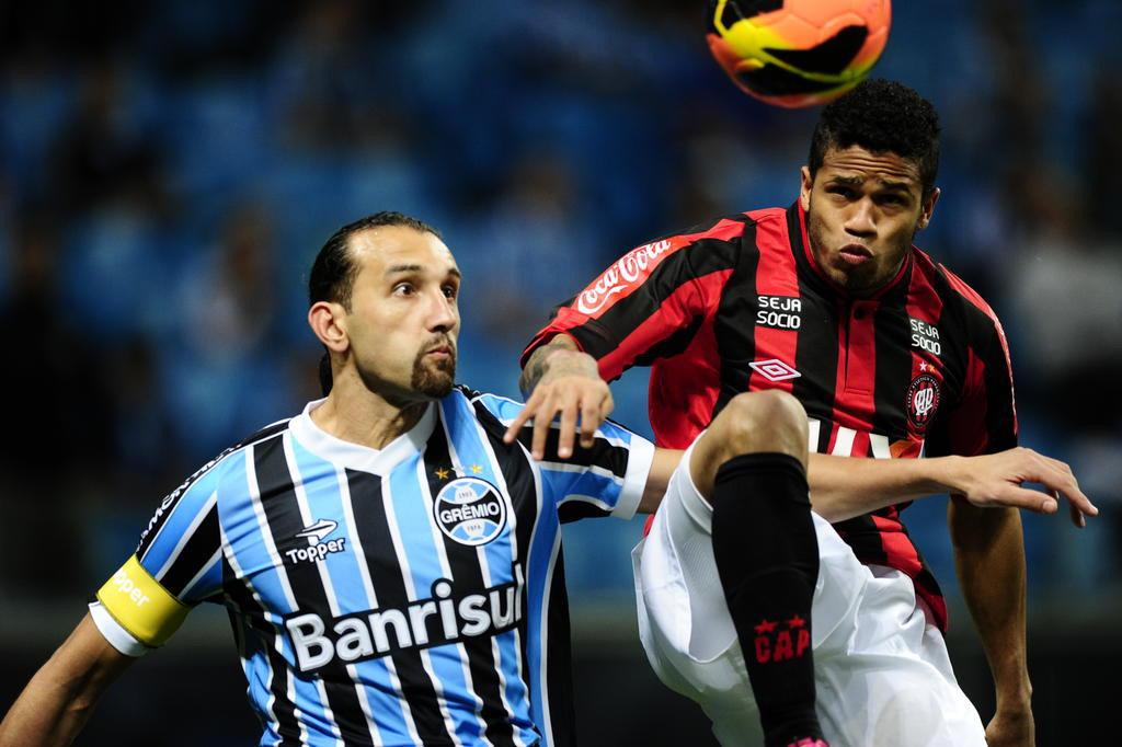 Grêmio tem larga vantagem no histórico de confrontos com o Atlético-PR