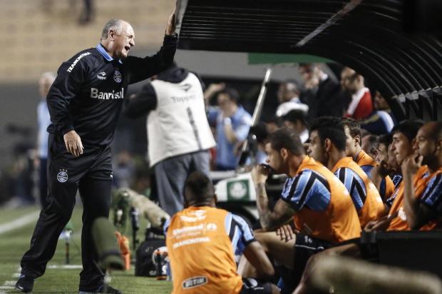 Após derrota polêmica, Grêmio terá 10 rodadas para voltar ao G-4