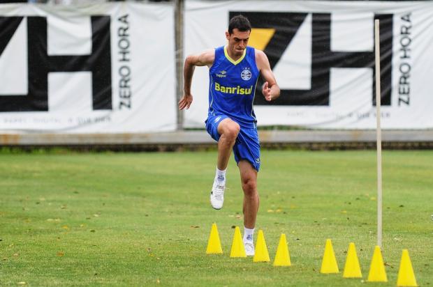 Enquanto Rhodolfo segue fora, Felipão esconde time do Grêmio