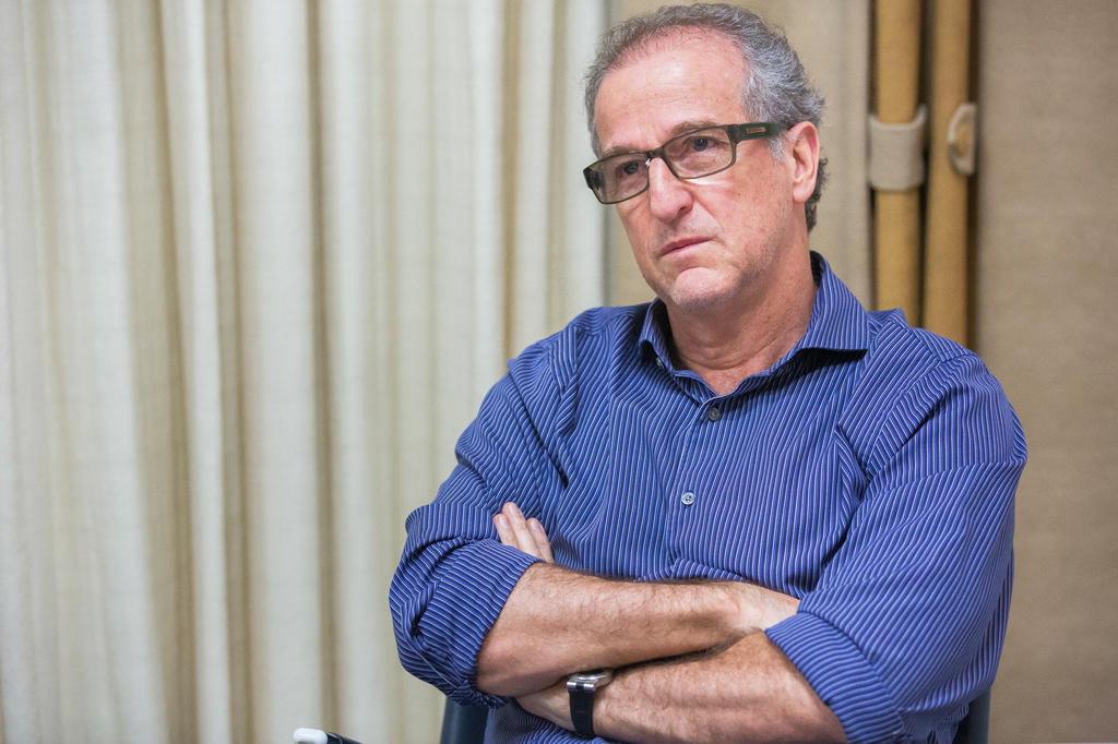 Romildo Bolzan desmente saída de Duda Kroeff