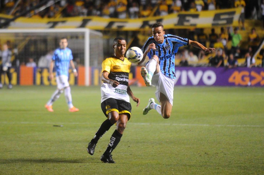 Grêmio é absolvido pelo STJD e joga contra o Flamengo em casa na última rodada