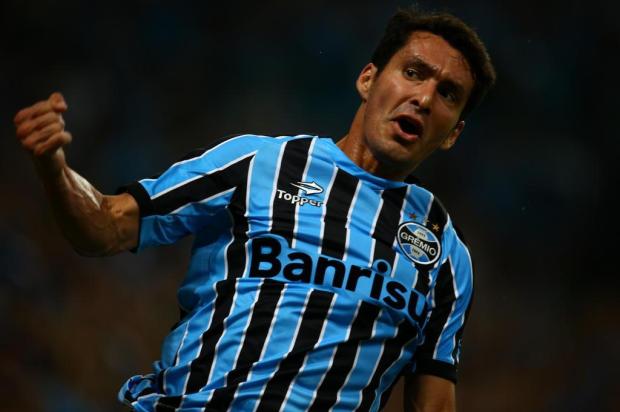 Riveros define saída do Grêmio: Vou, mas o coração fica