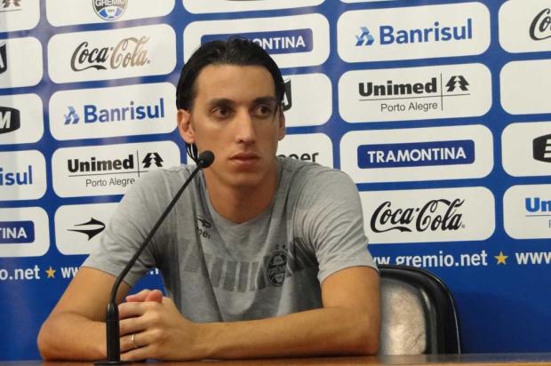 Geromel admite torcida pelo Cruzeiro para aumentar chances de vaga
